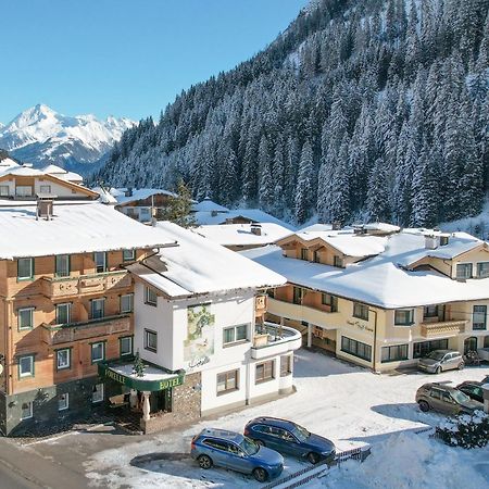 Hotel Garni Forelle Tux Kültér fotó