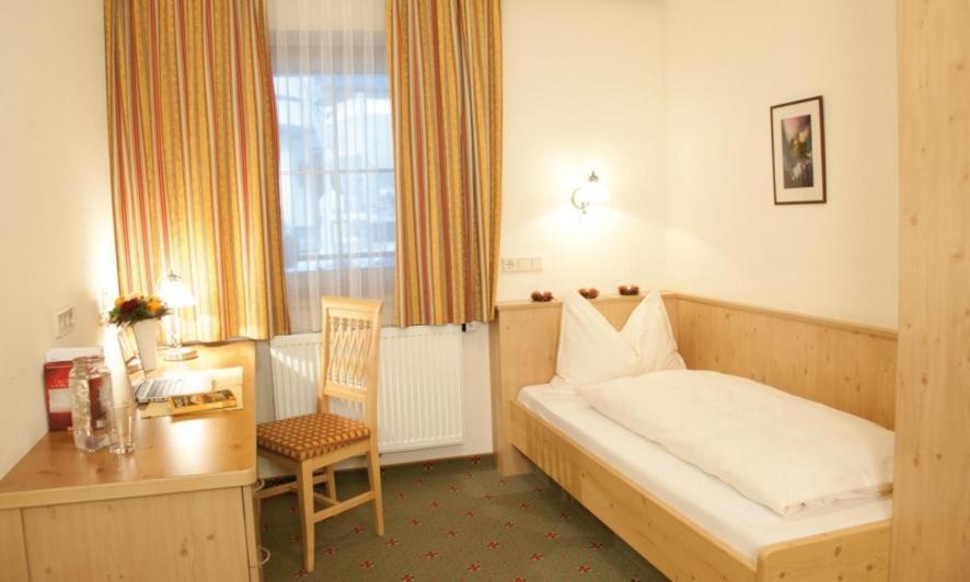 Hotel Garni Forelle Tux Kültér fotó