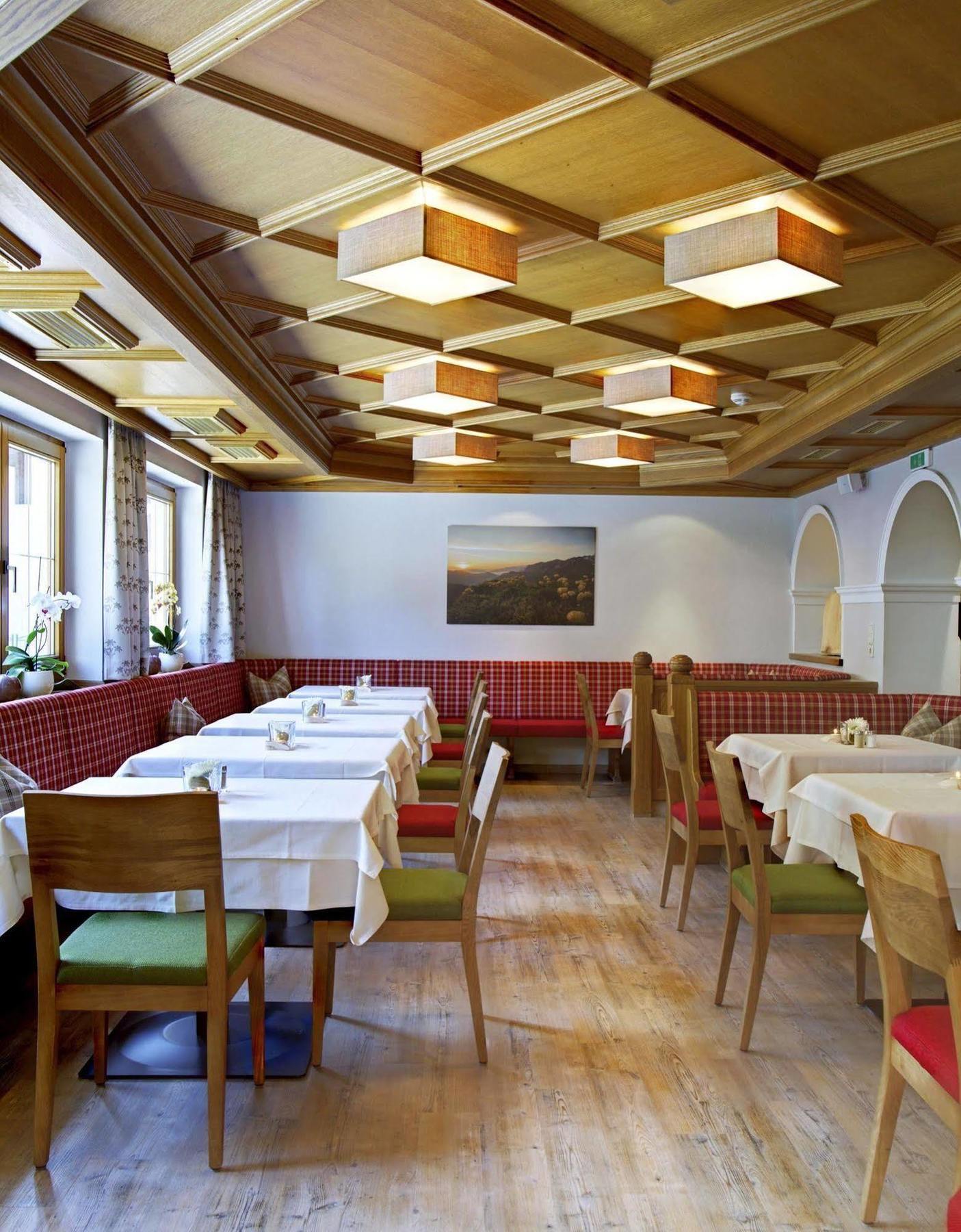 Hotel Garni Forelle Tux Kültér fotó